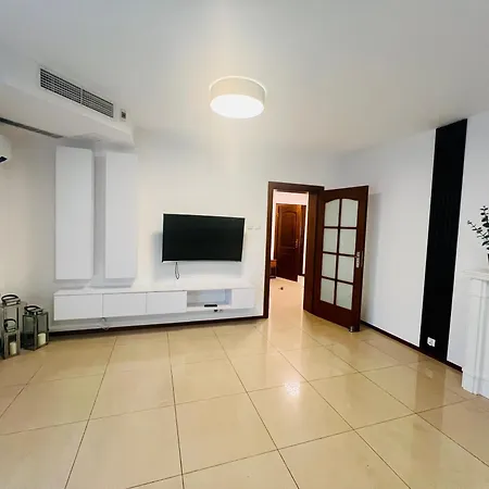 Park Center B&f Apartment *